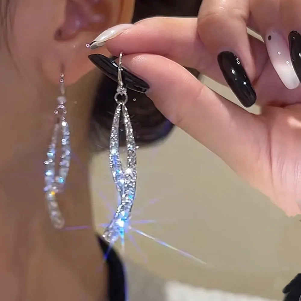 New Fashion Trend Unique Design Elegant Delicate Butterfly Zircon Earrings Women High Jewelery Wedding Party Gifts
