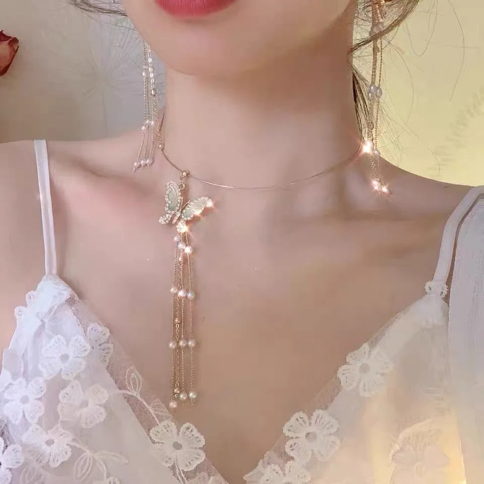 Fashion Trend Unique Design Elegant Delicate Light Luxury Zircon Butterfly Necklace For Women Jewelry Wedding Party Premium Gift
