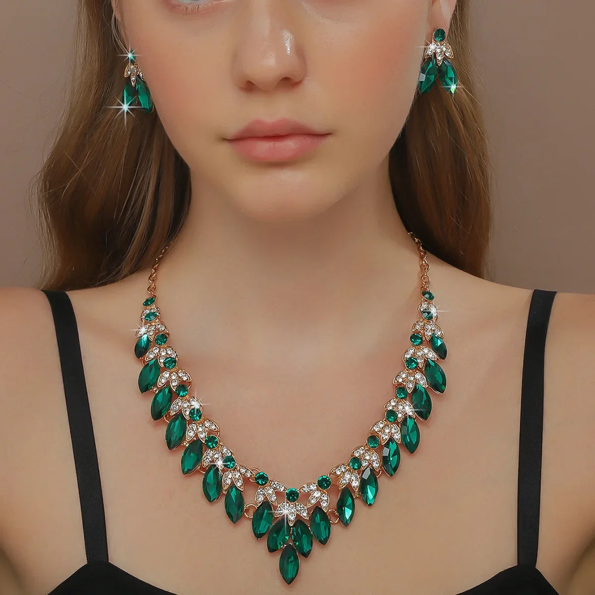 Rhinestone Choker Necklaces Earrings Set Crystal Necklaces Fashion Gold Color for Women Bridal Weddings Jewelry Party