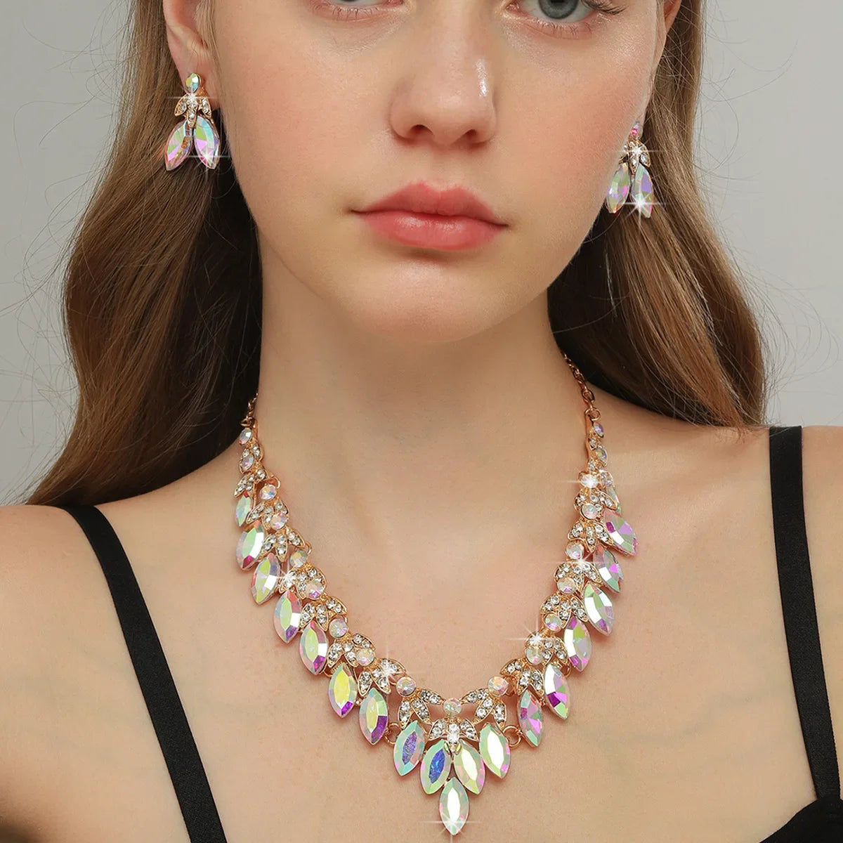 Rhinestone Choker Necklaces Earrings Set Crystal Necklaces Fashion Gold Color for Women Bridal Weddings Jewelry Party