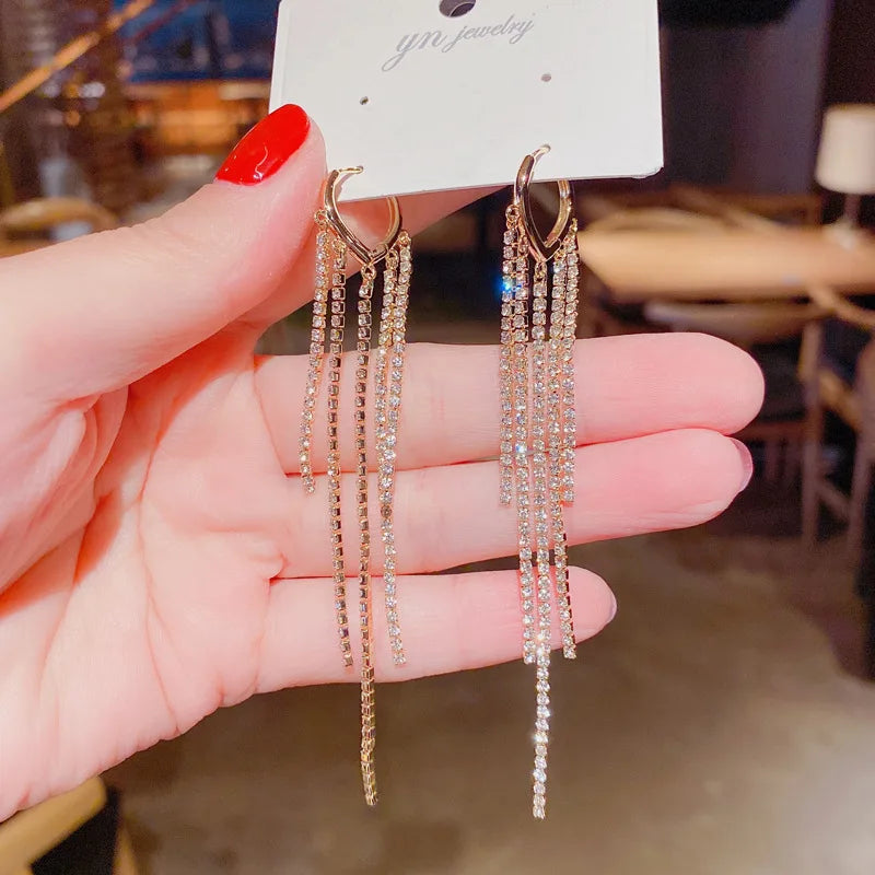 New Fashion Trend Unique Design Elegant Delicate Butterfly Zircon Earrings Women High Jewelery Wedding Party Gifts