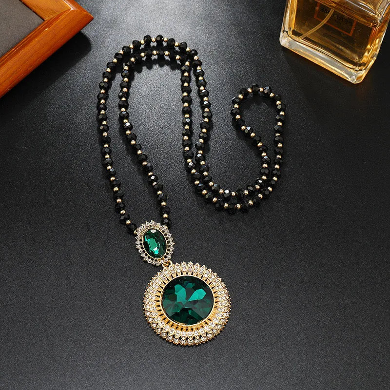 Vintage Emerald Round Oval Sweater Chain Black Beads Long Chain Necklace Women's All-match Clothes Pendant Accessories