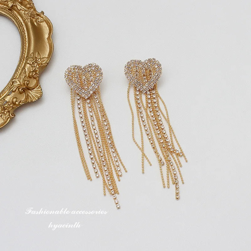 New Fashion Trend Unique Design Elegant Delicate Butterfly Zircon Earrings Women High Jewelery Wedding Party Gifts