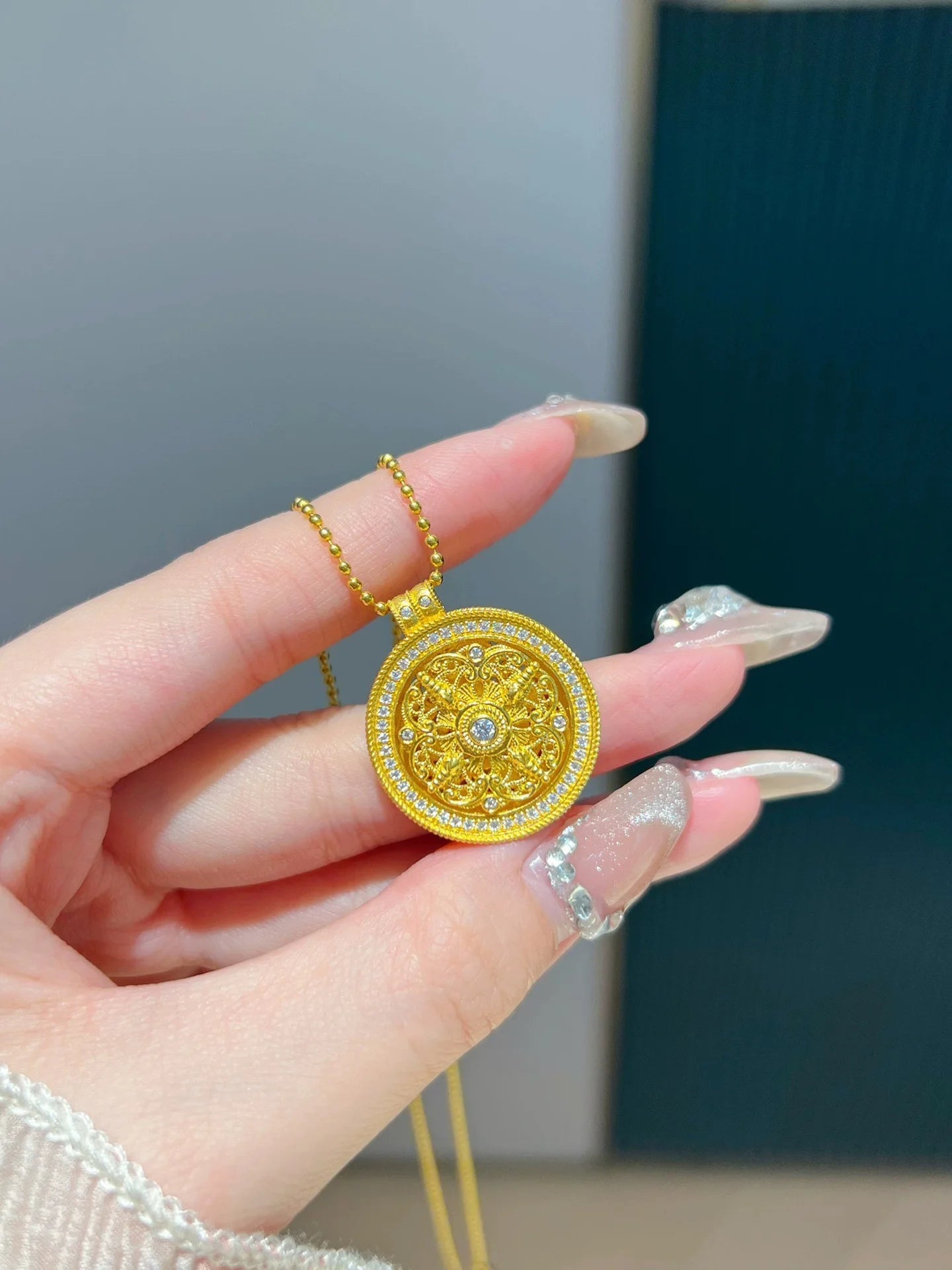 9999 24K real gold rotatable four-sided blessing diamond inlaid eight treasure compass necklace ancient Chinese women's jewelry