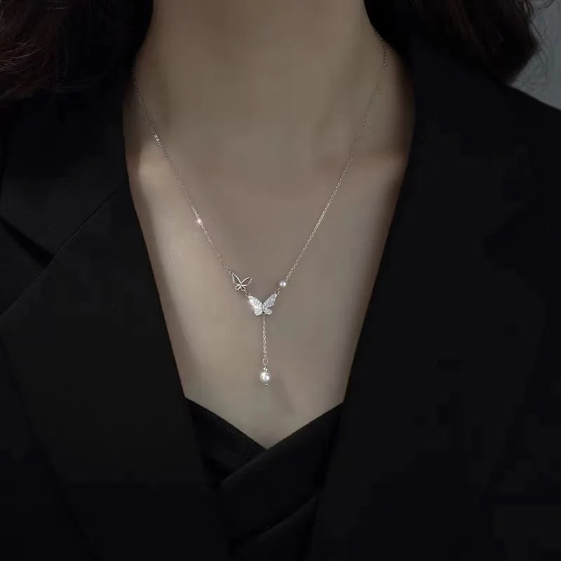 Fashion Trend Unique Design Elegant Delicate Light Luxury Zircon Butterfly Necklace For Women Jewelry Wedding Party Premium Gift