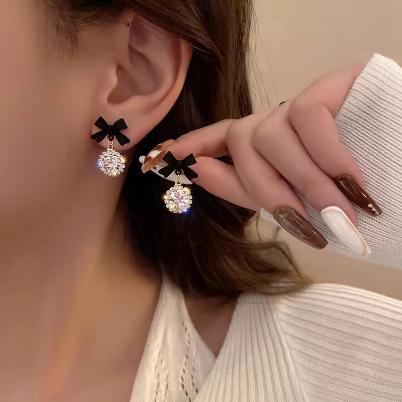 New Fashion Trend Unique Design Elegant Delicate Butterfly Zircon Earrings Women High Jewelery Wedding Party Gifts
