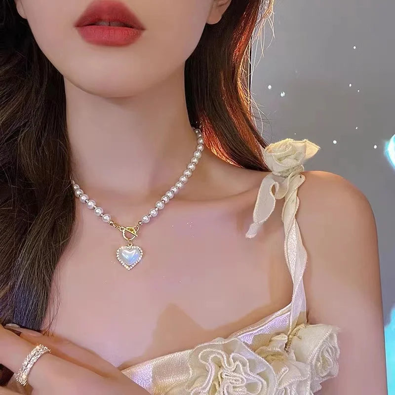 Fashion Trend Unique Design Elegant Delicate Light Luxury Zircon Butterfly Necklace For Women Jewelry Wedding Party Premium Gift
