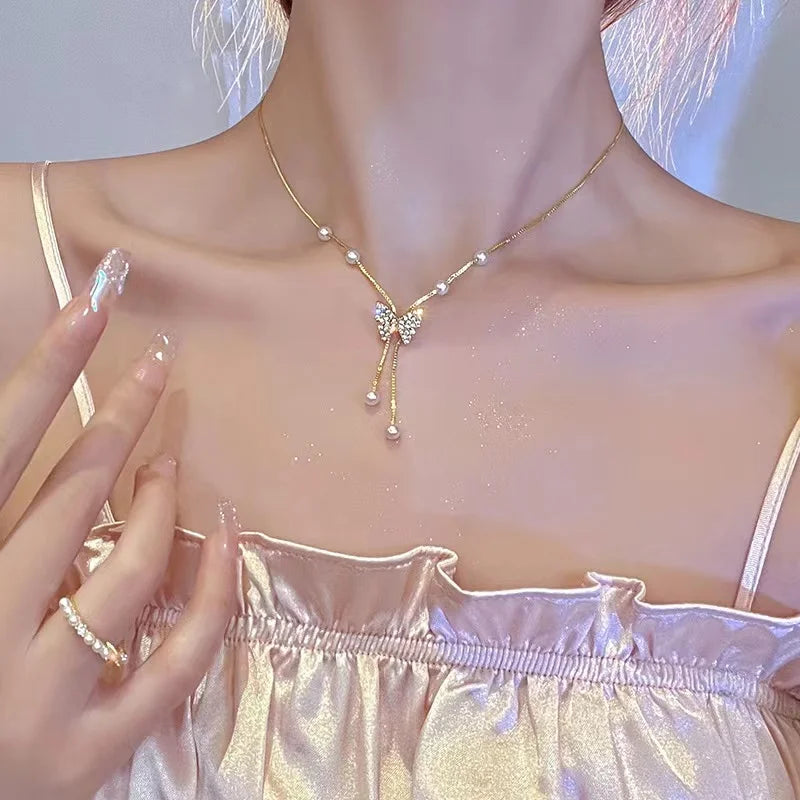 Fashion Trend Unique Design Elegant Delicate Light Luxury Zircon Butterfly Necklace For Women Jewelry Wedding Party Premium Gift