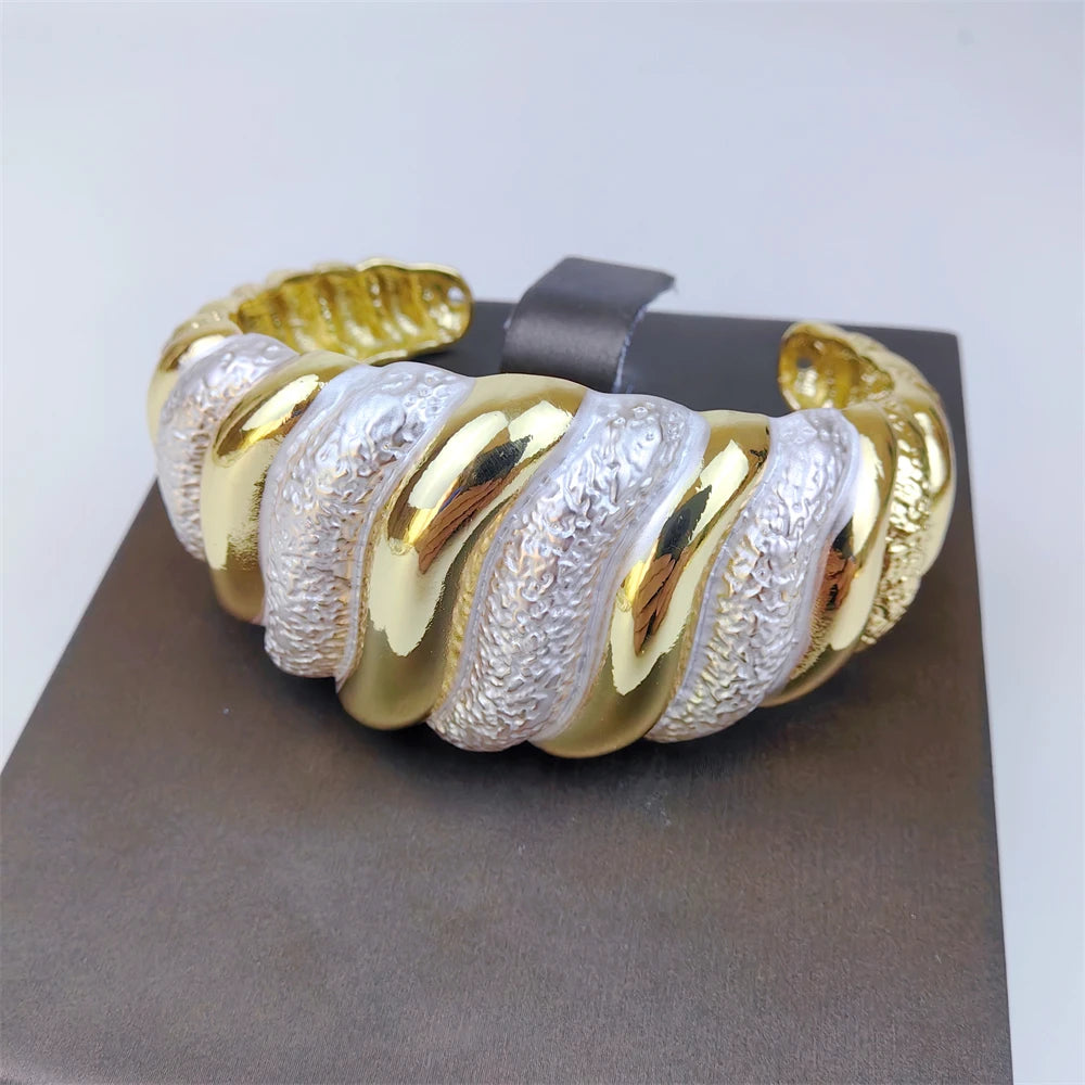 Dubai 18K Gold Plated Jewelry Set for Women – Necklace, Earrings, Ring & Bracelet