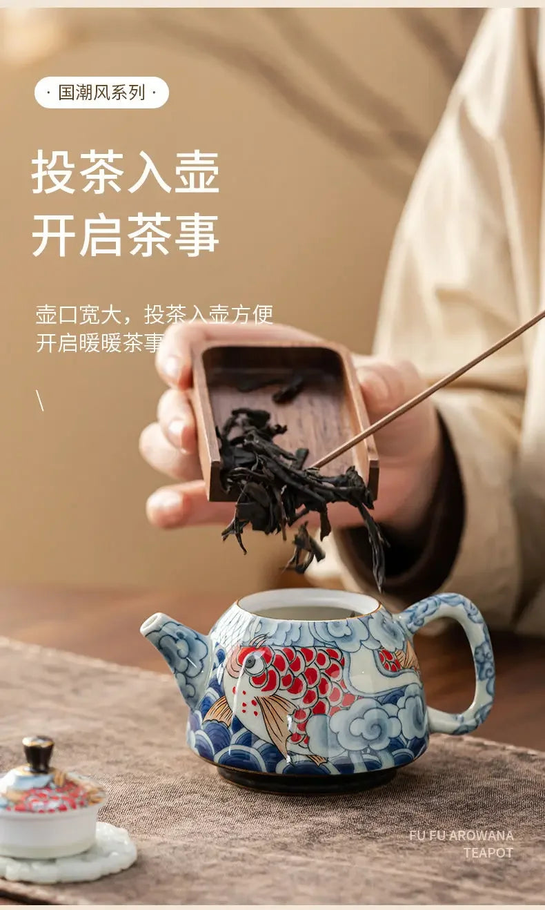 Chinese Underglaze Color Ceramic Teapot Tea Gift Customized Tea Infuser Tea Pot