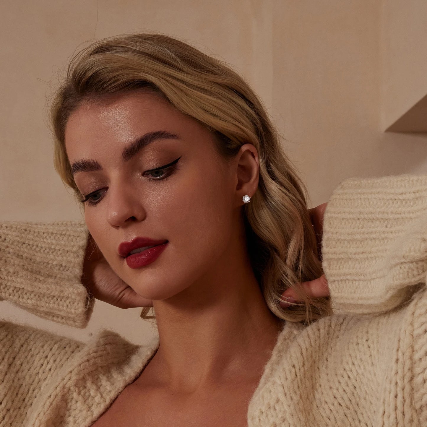 BAMOER Classic Moissanite Stud Earrings, S925 Silver 6 Prongs D Color Round Cut Lab Created Diamond Wedding 18k Gold Earrings