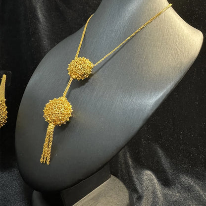 Dubai Fashion Women's Flower Sweater Long Necklace 24K Gold-Plated Middle Eastern Luxury Flower Earrings Copper Jewelry Two-Piec