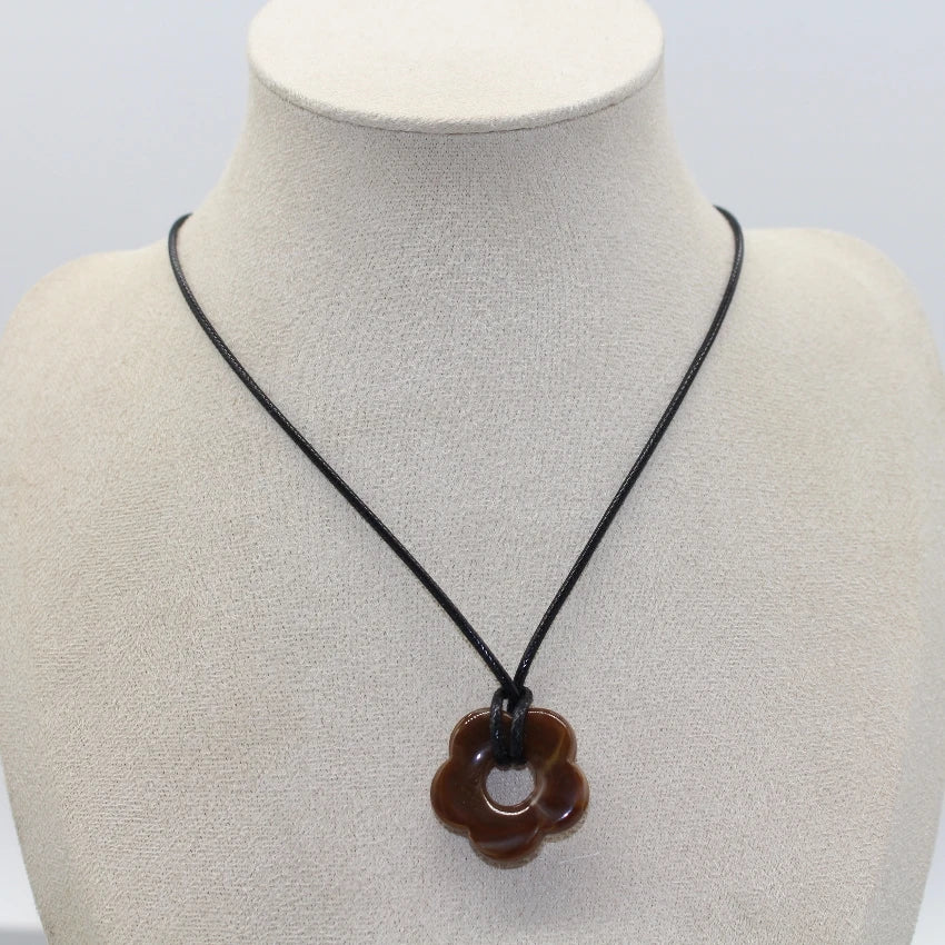 Acrylic Flower Pendant Wax Line Necklace Fashion Neck Handmade Chain Charm Statement Women Pendulum Jewelry Gift