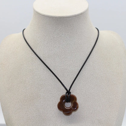 Acrylic Flower Pendant Wax Line Necklace Fashion Neck Handmade Chain Charm Statement Women Pendulum Jewelry Gift
