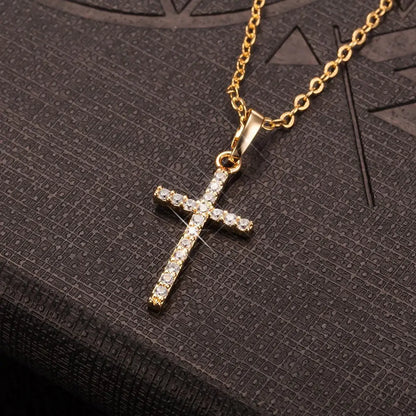 Fashion Trend Unique Design Elegant Delicate Light Luxury Zircon Butterfly Necklace For Women Jewelry Wedding Party Premium Gift
