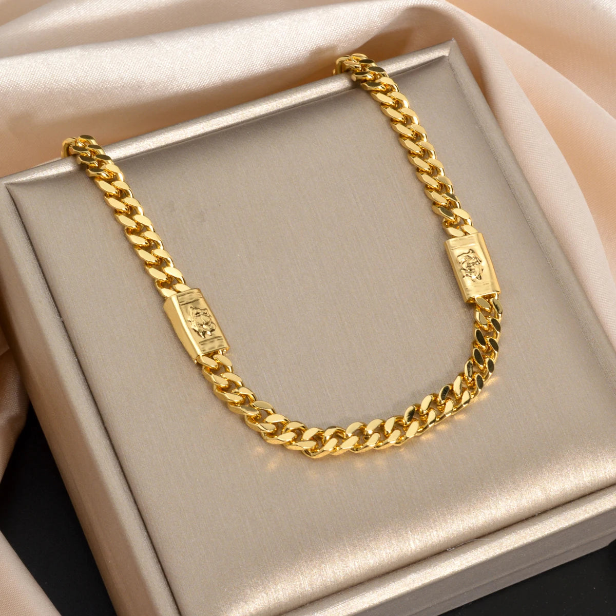 Pure Copper Alloy Men's and Women's Necklaces Vintage Hip-Hop Cuban Chains Suitable For Daily Wear Party Jewelry Gifts