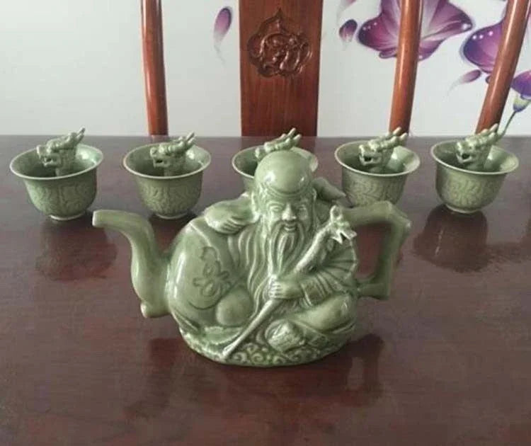 Chinese Trick Teapot – Handmade Ceramic Magic Pot for Tea, Wine & Coffee