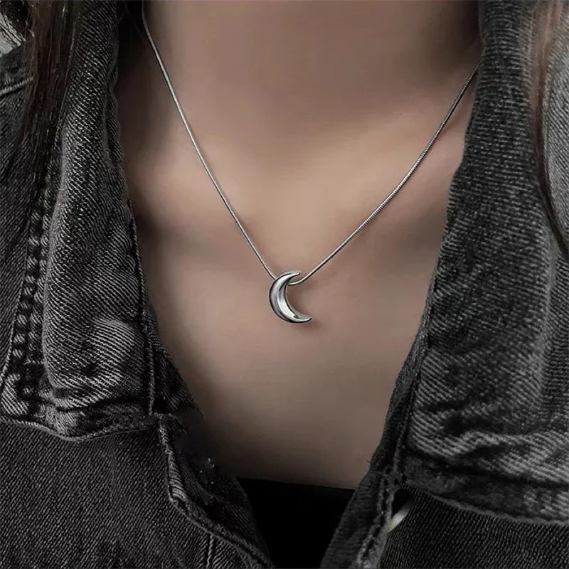 Gothic Punk Bow Heart Sun Star Moon Pendant Snake Chain Necklace Men Women Hip Hop Vintage Y2K EMO Grunge Jewelry Accessories