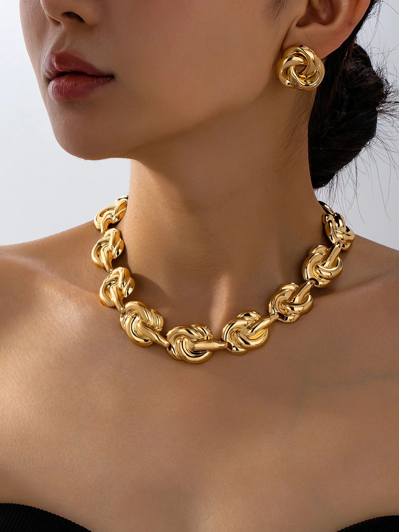 Elegant Summer Luxury Women's Metal Jewelry Set – Necklace & Earrings