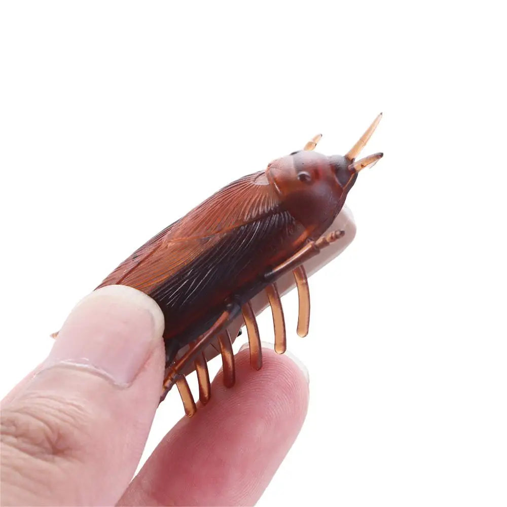 Electric Crawling Cockroach Toys Funny Simulation Fake Roach Prank Toys Trick Joke Toy Novelty Gadgets Scary Spoof Toy