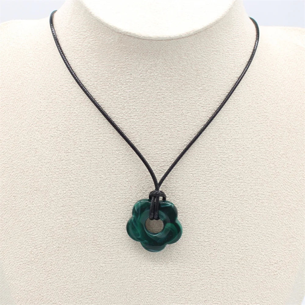 Acrylic Flower Pendant Wax Line Necklace Fashion Neck Handmade Chain Charm Statement Women Pendulum Jewelry Gift