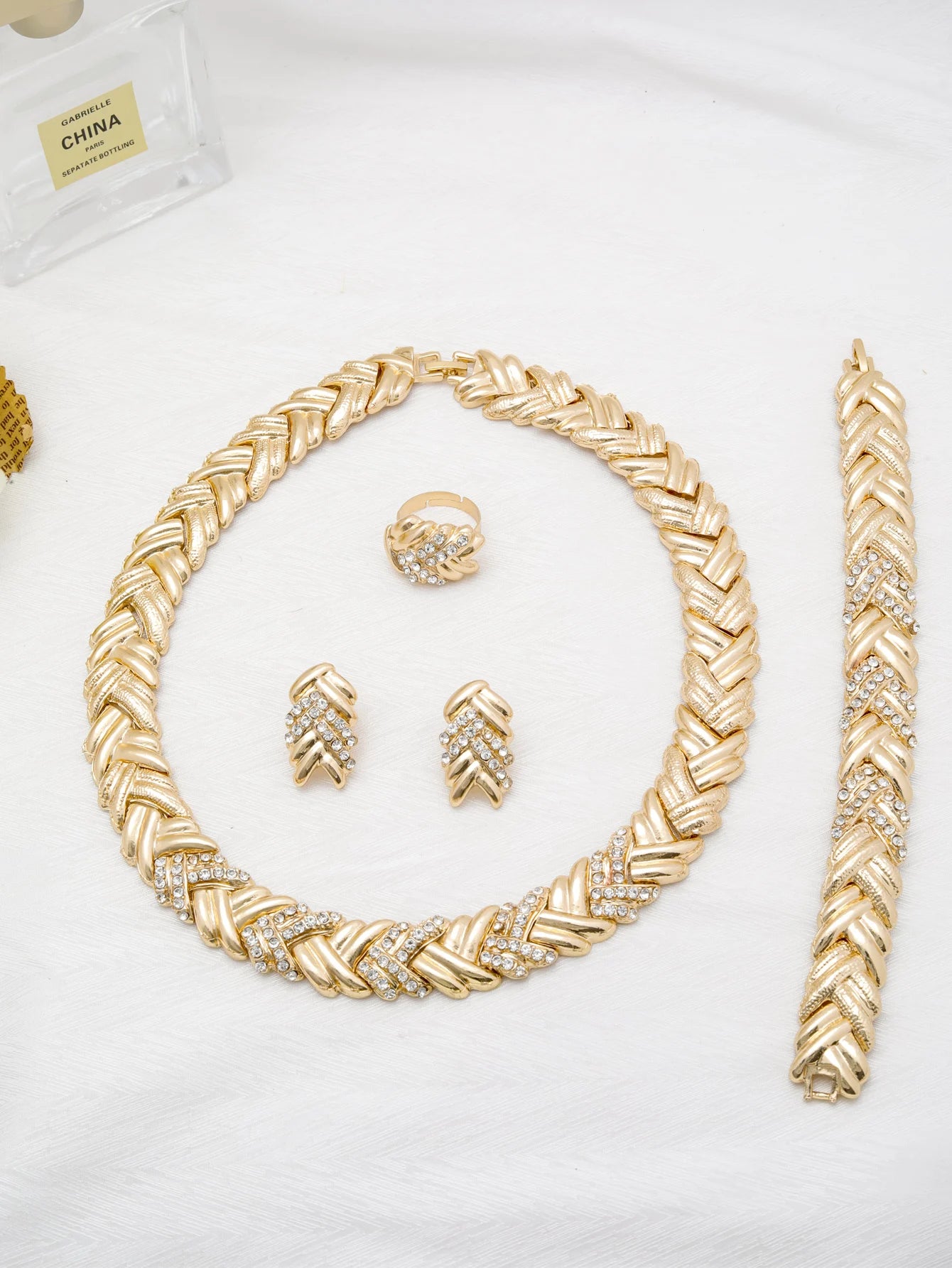 18k Gold Plated Dubai African Jewelry Set – Necklace, Earrings, Ring & Bracelet