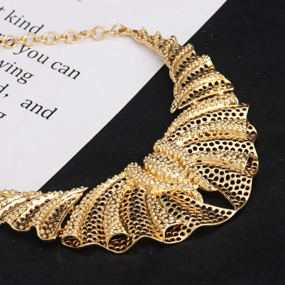 France Luxury Gold Color Jewelry Set For Women Dubai Bridal 4PCS Set Party Gifts Wedding Party Gifts