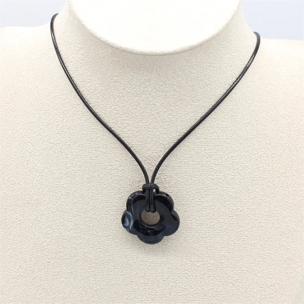 Acrylic Flower Pendant Wax Line Necklace Fashion Neck Handmade Chain Charm Statement Women Pendulum Jewelry Gift