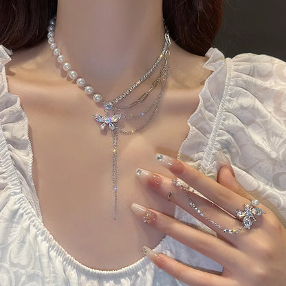 Fashion Trend Unique Design Elegant Delicate Light Luxury Zircon Butterfly Necklace For Women Jewelry Wedding Party Premium Gift