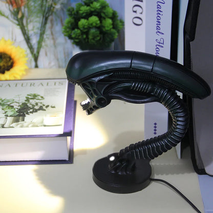 〔CC55〕Unique Alien Creature Lamp Stand, Bedroom Home Decorative Lamps, Resin Decoration Items Ornaments, Two Styles Optional,1pc