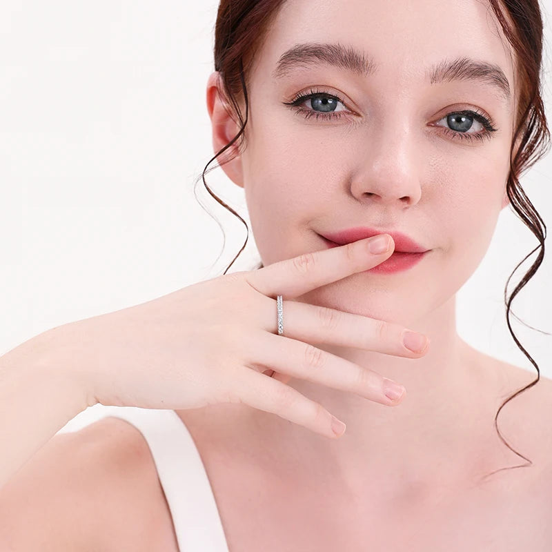 ALIZERO 1.5mm D Color Moissanite Ring with GRA 925 Sterling Sliver Plated 18k White Gold Wedding Rings for Women Fine Jewelry